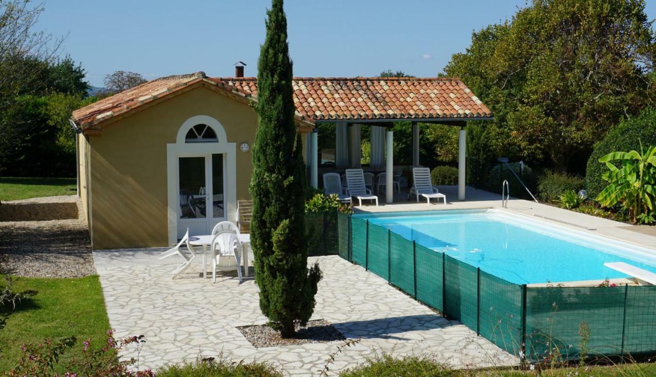 Gites La Bakenia Villeneuve-sur-Lot Exterior foto
